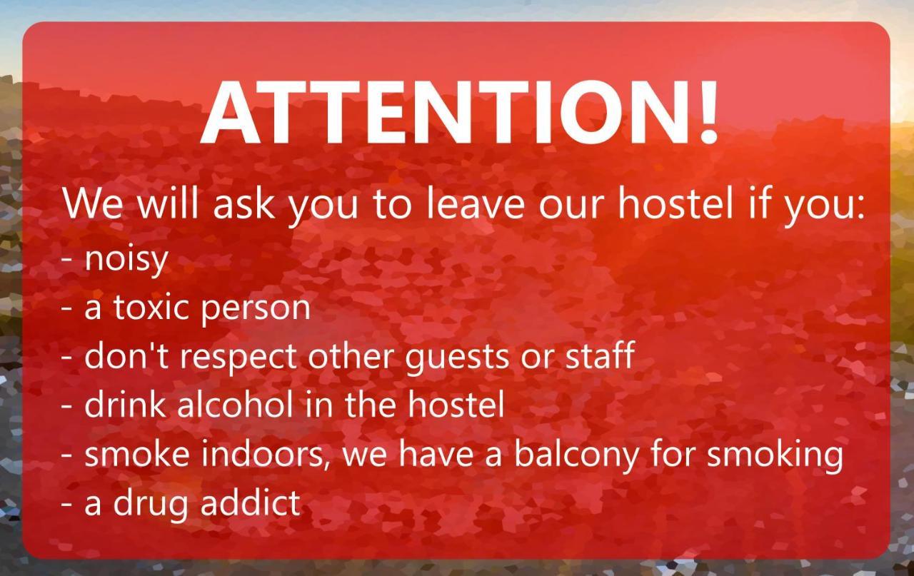 "No Party & Many Rules" Hostel N1 Sofia Esterno foto